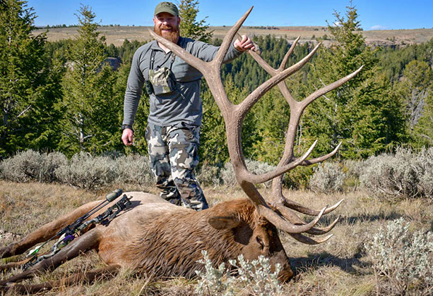 elk hunting, mule deer hunting, elk hunt wyoming, deer hunt wyoming, hunt wyoming private ranches, trophy mule deer, trophy elk, guided hunt wyo